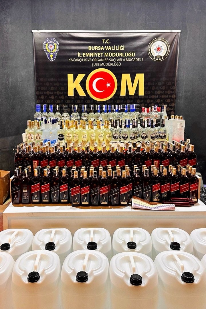 Bursa'da sahte alkol operasyonunda 1 zanlı yakalandı