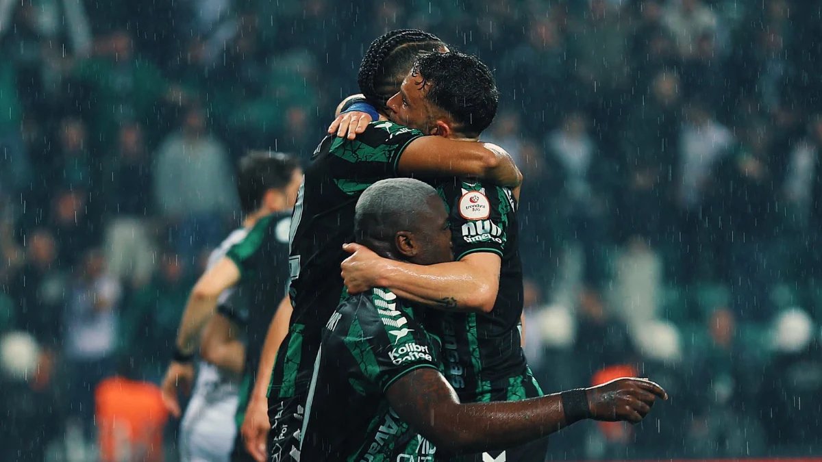 Kocaelispor Zirve Yolunda Bandırma Deplasmanında