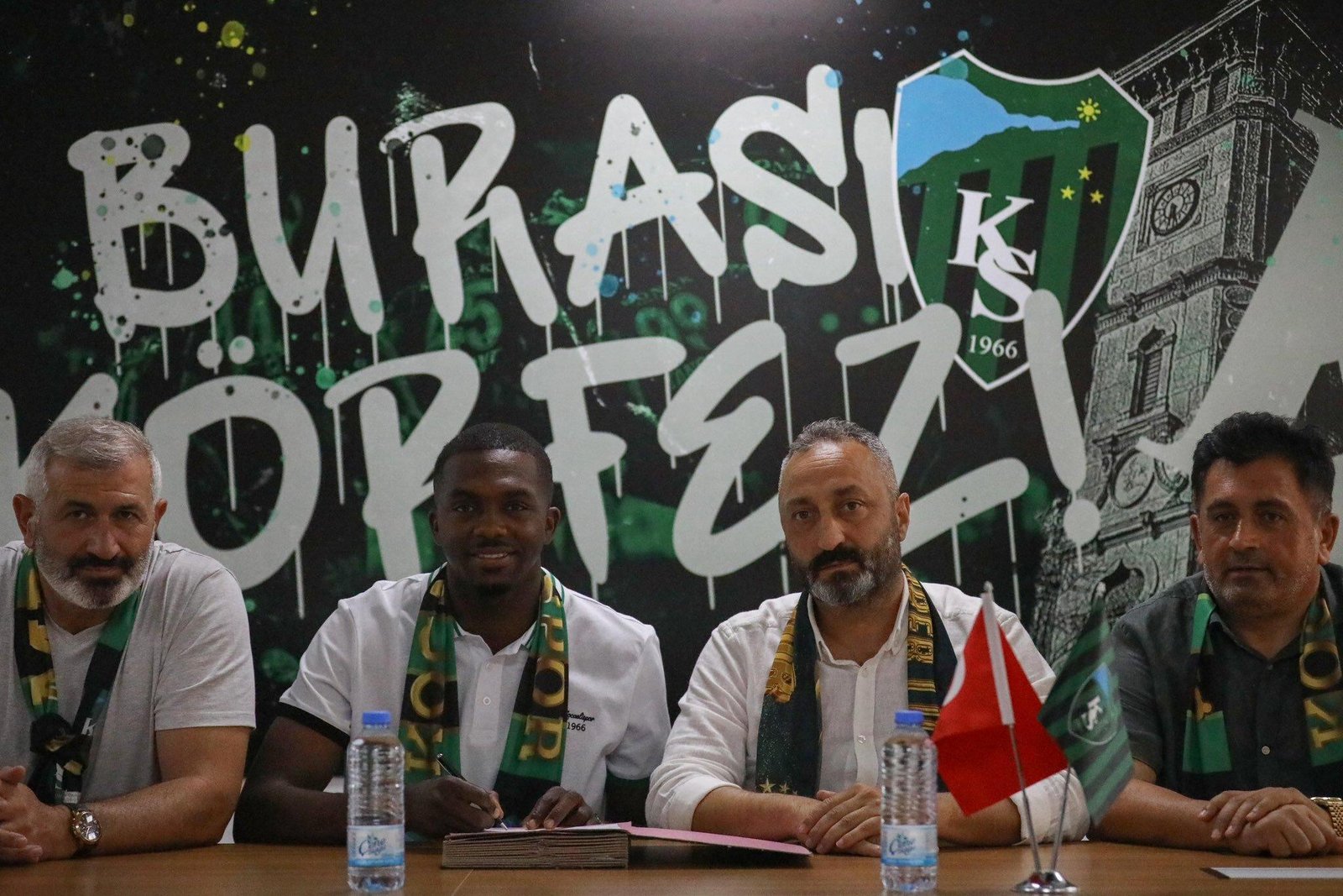 Anfernee Jamal Dijksteel Resmen Kocaelisporlu