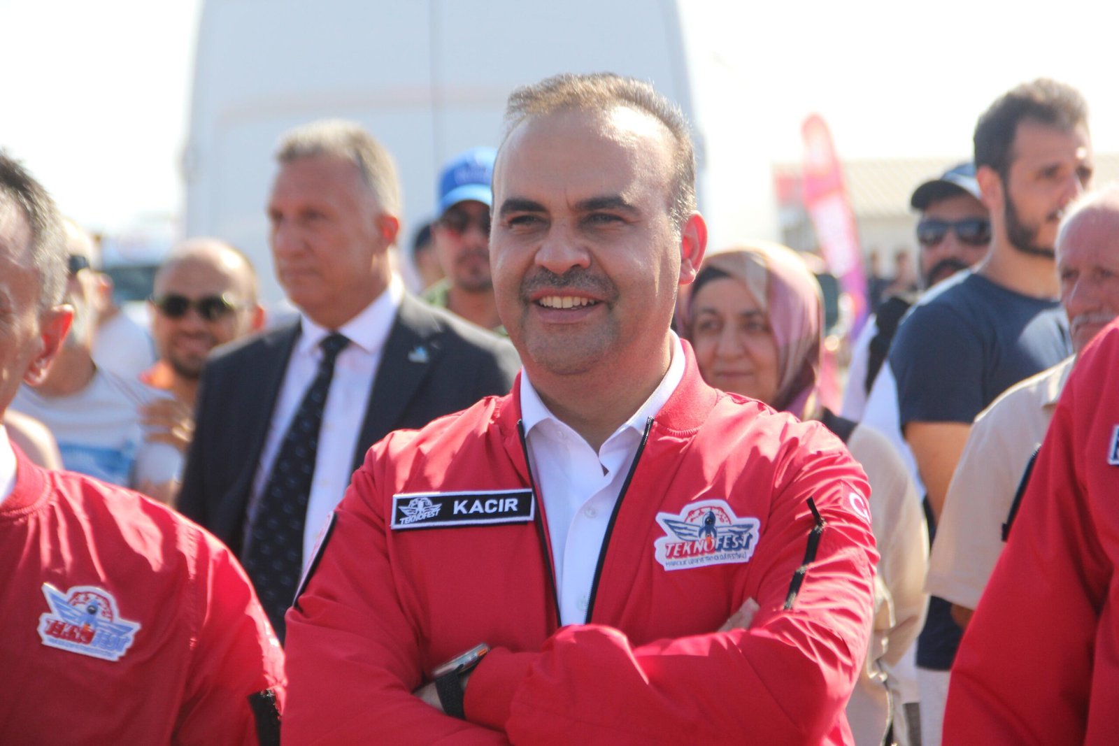 Bakan Kacır: TEKNOFEST, 7'den 77'ye tüm milleti bekliyor