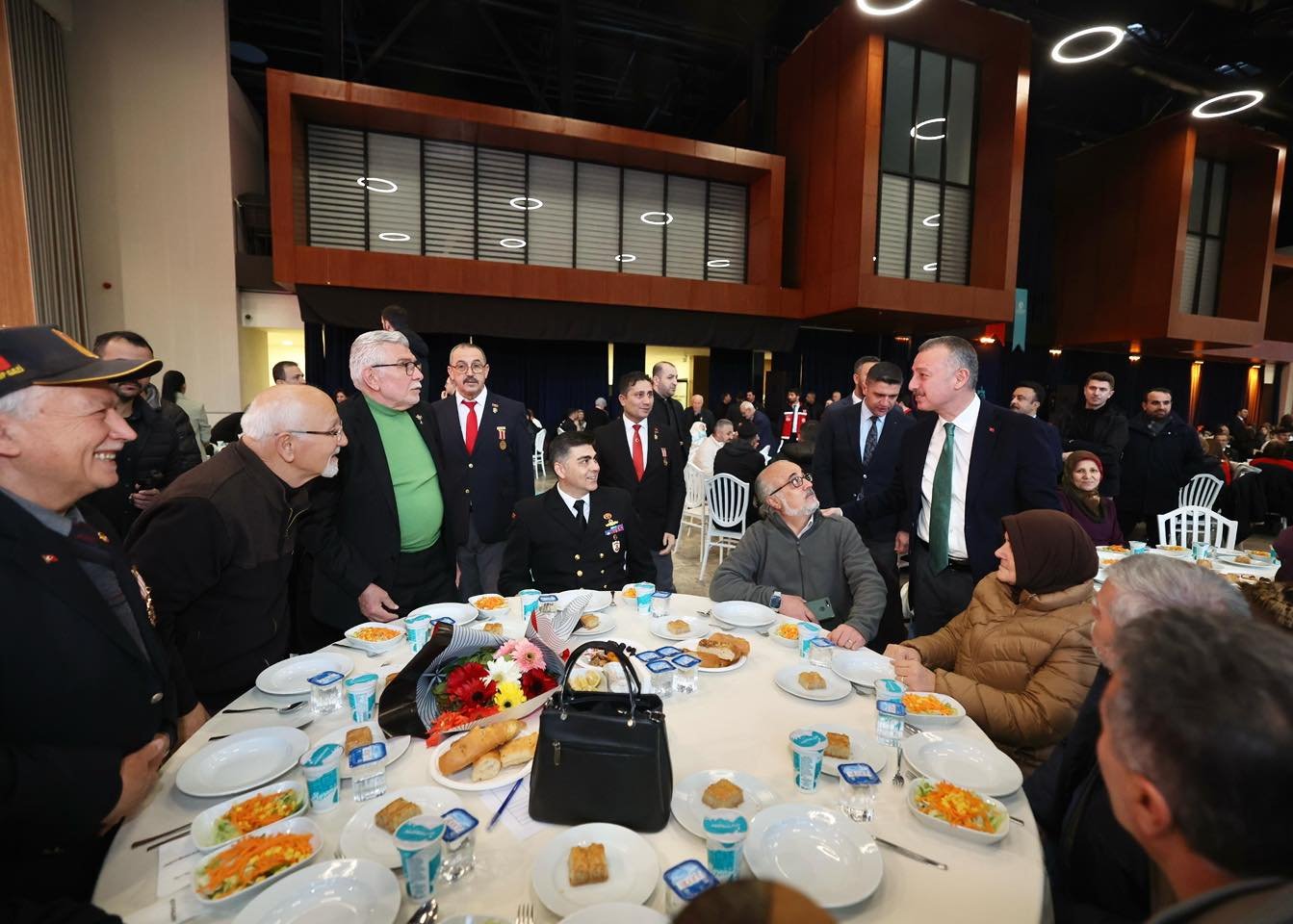 Büyükakın: "Şehit yakınları ve gazilerimiz milletimizin en kıymetli emanetidir"