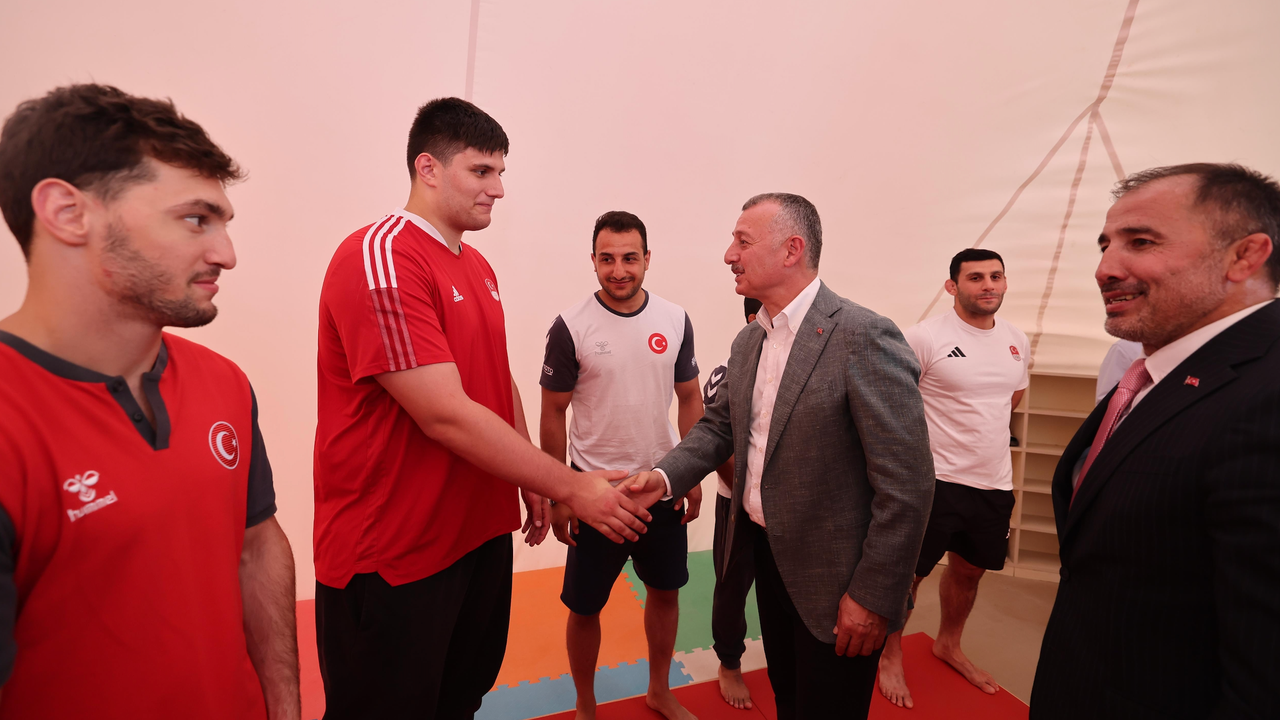 Büyükakın açtı, Emre Yazgan'ın adı spor merkezinde yaşatılıyor