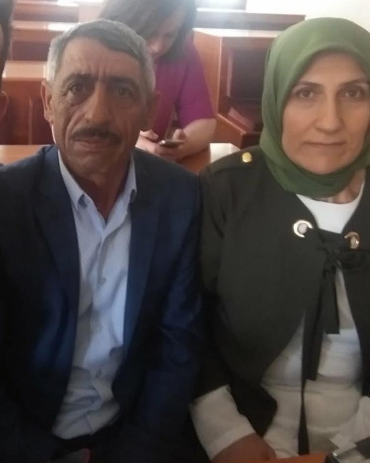 Eşini bıçakladı, tabancayla öldürdü, kendini yaraladı