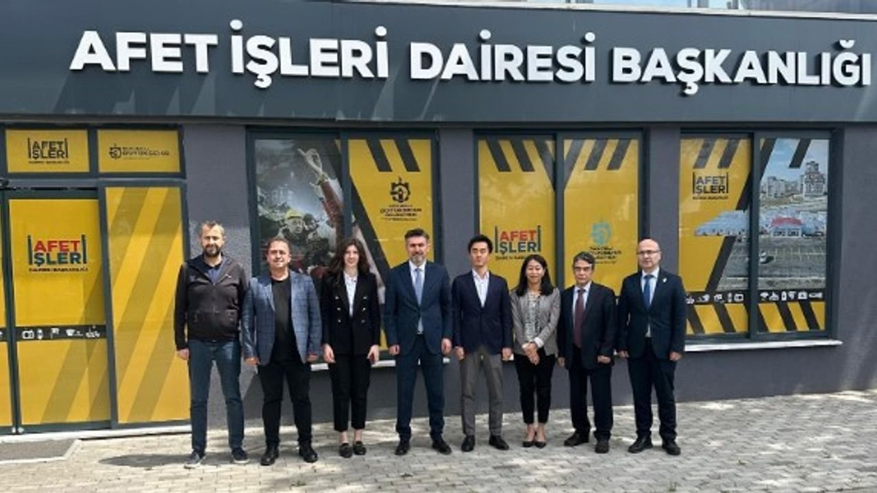 Japon heyet, Kocaeli Büyükşehir'i ziyaret etti