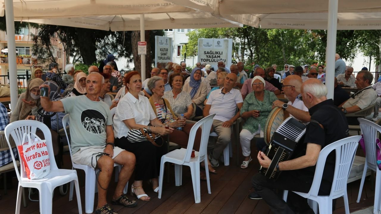 Kocaeli Büyükşehir: Saygınlar Kulübü'nde keyifli etkinlik