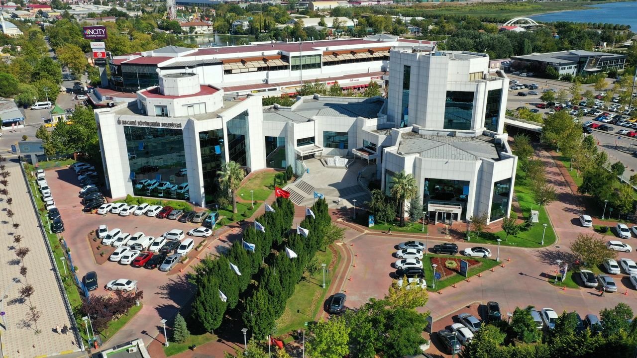 Kocaeli Büyükşehir'den dev eğitim: 48 Milyon TL, 16 bin hane