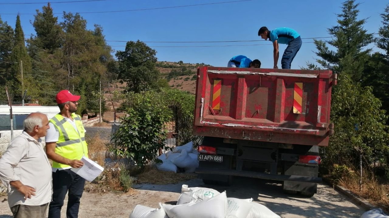 Kocaeli'den üreticiye: Tavuk yemi ve ekipman desteği