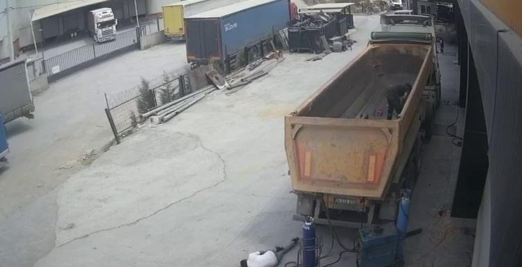 Şoförün ölüm anı: Damper kazası görüntüleri ortaya çıktı