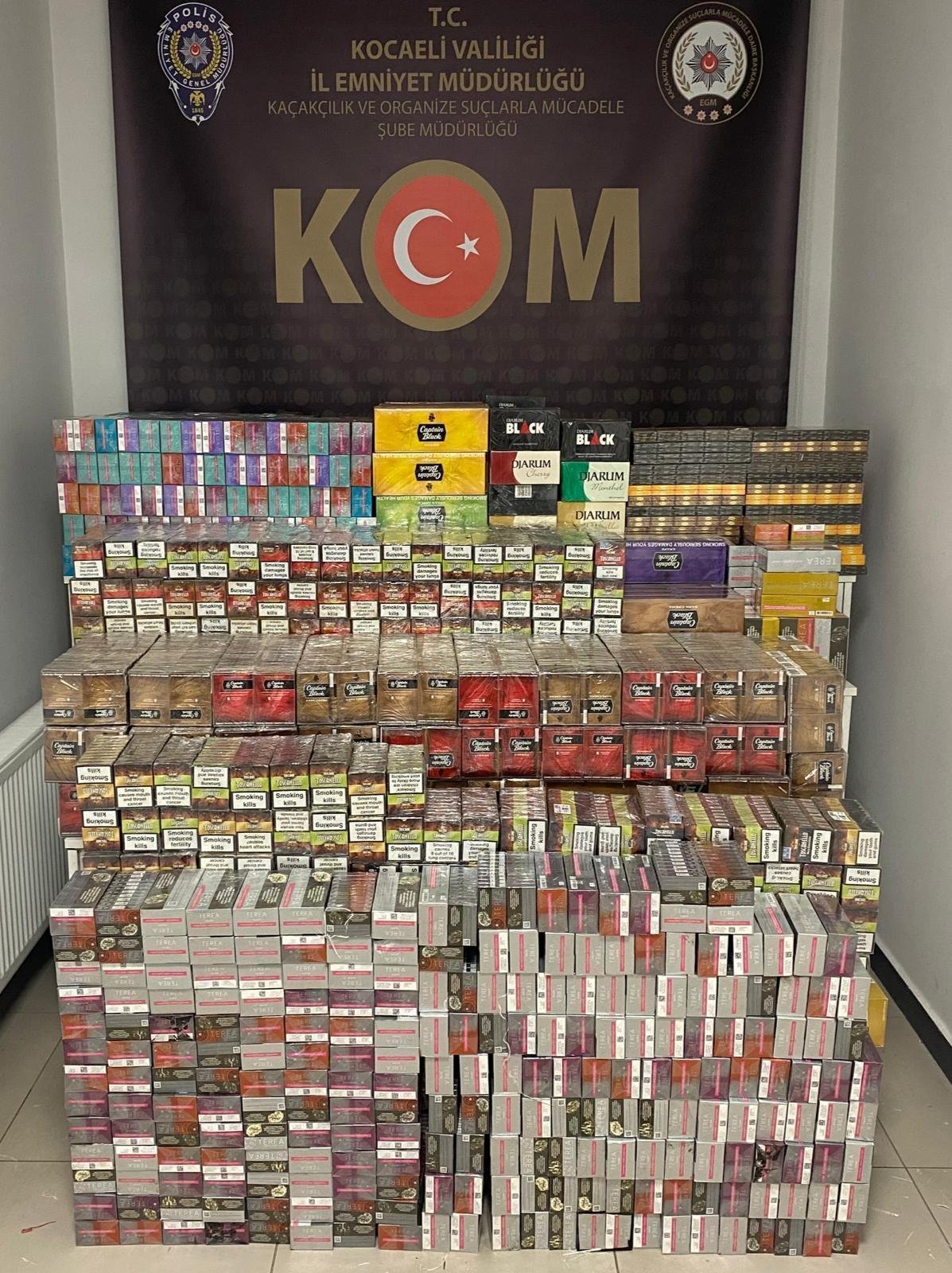 TEM'de 4 ton kaçak tütün ele geçirildi