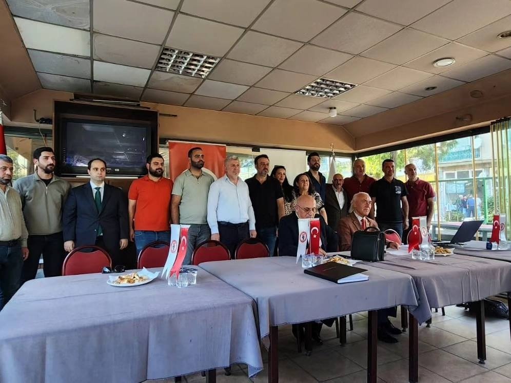 BURSA BATUM VE HAVALİSİ KÜLTÜR YARDIMLAŞMA DERNEĞİ'NDE DEĞİŞİKLİK