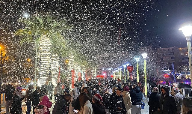 Başkan Çerçioğlu'ndan yeni yıl sürprizi "Aydın'a kar yağdı"