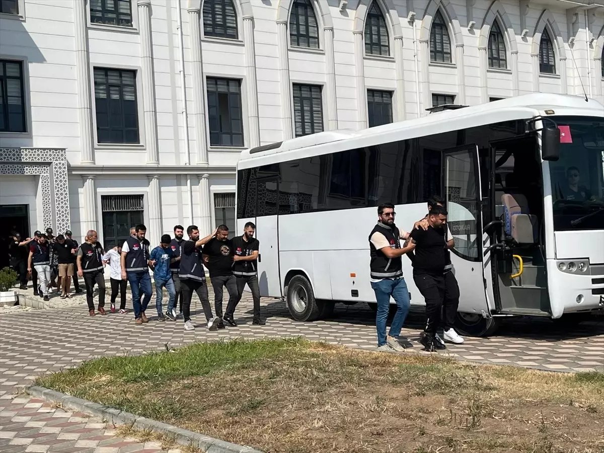 Darıca'da silahlı saldırıya ilişkin 5 şüpheli tutuklandı