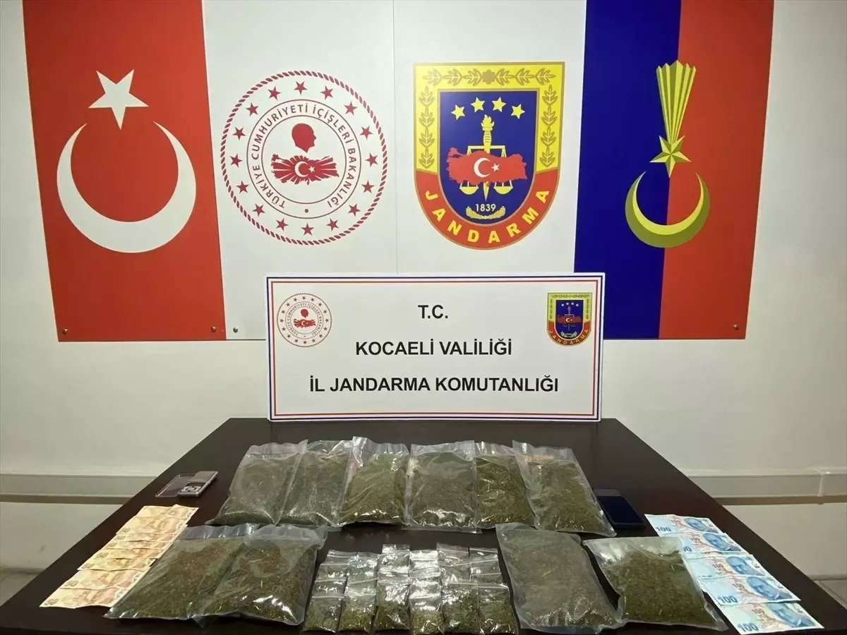 Darıca'da Uyuşturucu Operasyonu: 4 Kilogram Sentetik Uyuşturucu Ele Geçirildi