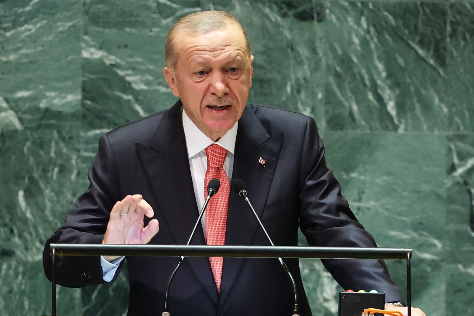 Kimsenin Gözünün Yaşına Bakmayacağız!