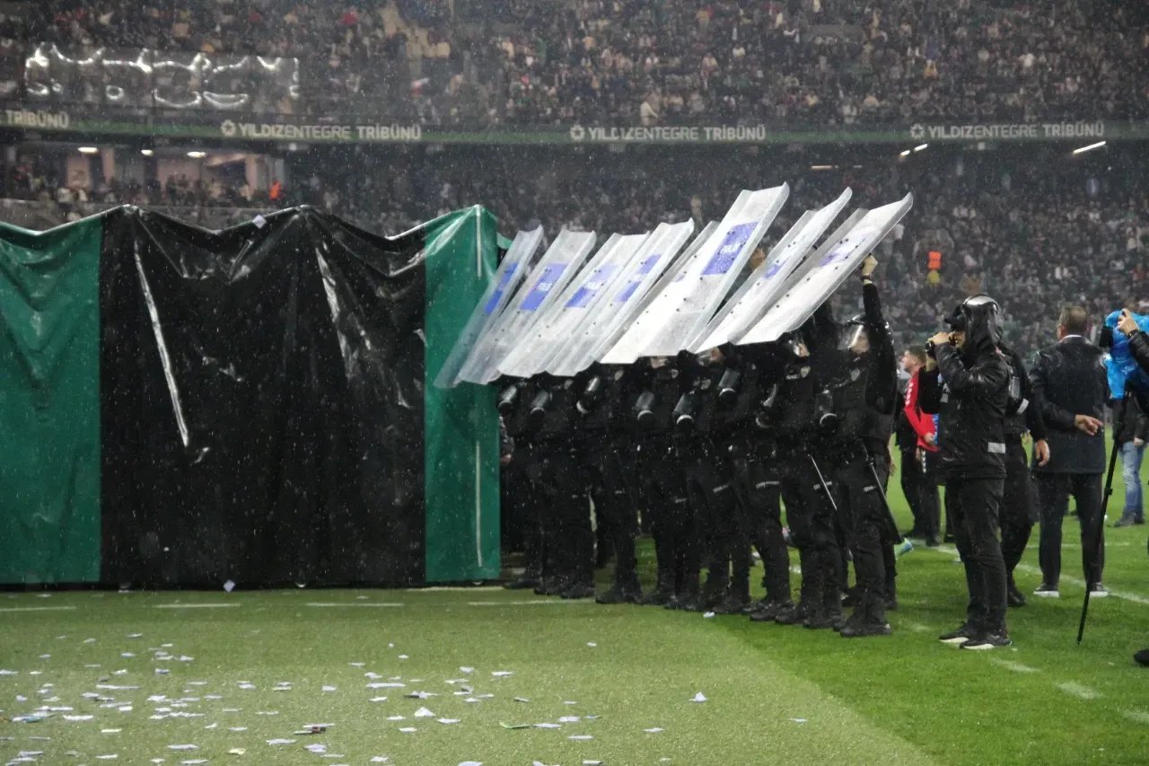 Kocaelispor’dan Sert Tepki: 120 Taraftara Ceza