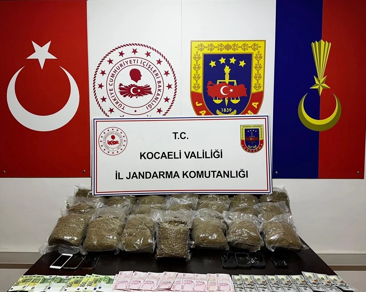 Gebze'de 23 Kilogram Sentetik Uyuşturucu Ele Geçirildi