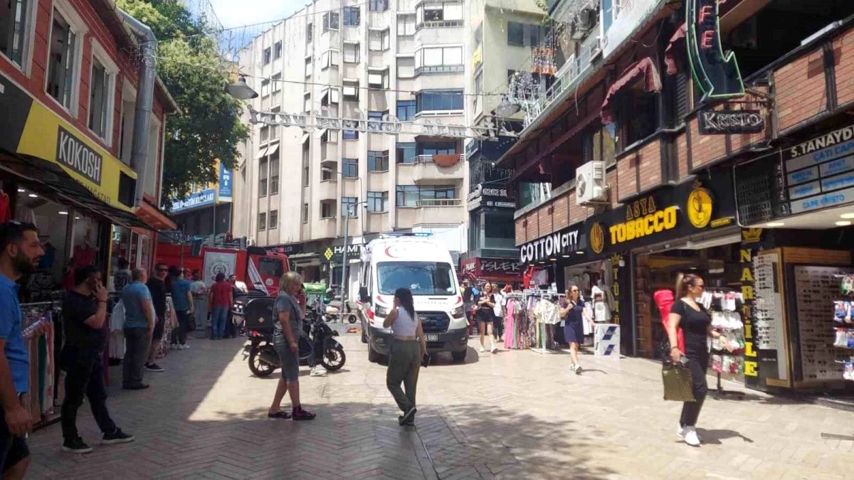 İzmit'te Masaj Salonunda Yangın Çıktı