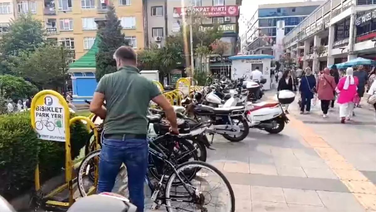 İzmit'te Yayalara Ayrılmış Alanda Motosiklet Kullananlara Ceza