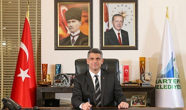 Kartepe Belediye Başkanı Av.M.Mustafa Kocaman, Kartepeli hemşehrilerinin ve tüm İslâm âleminin mübarek Berat Kandili'ni kutladı