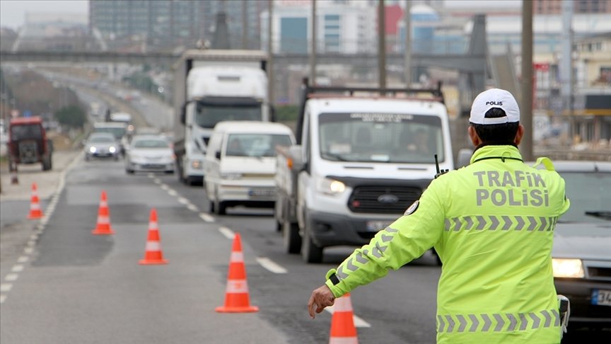 TRAFİKTE CEZA YAĞMURU: ZAMLAR ŞAŞIRTTI