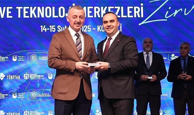 Kocaeli Büyükşehir'e 'En İyi Bilim Sahnesi' ödülü