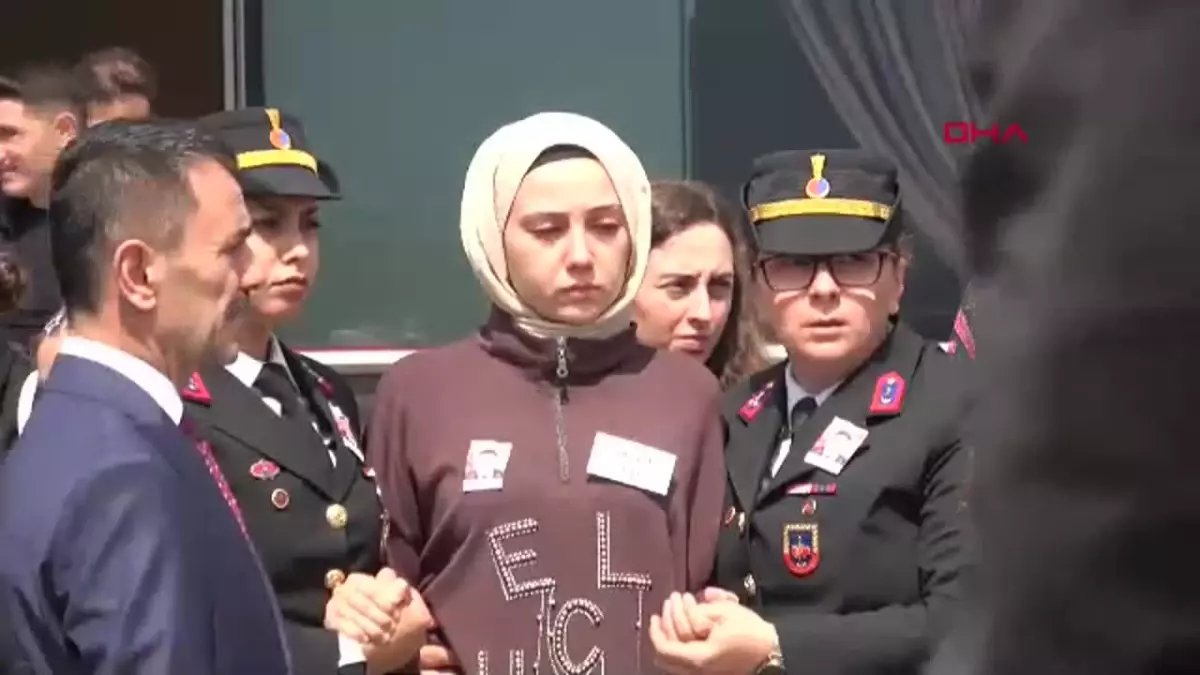 KOCAELİ Şehit Eroğlu için askeri tören düzenlendi