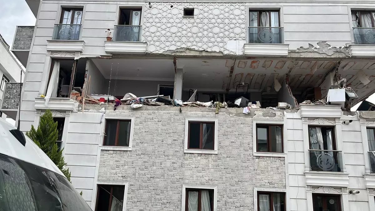 Kocaeli'de Doğal Gaz Patlaması: Yaralı Sayısı 7'ye Yükseldi