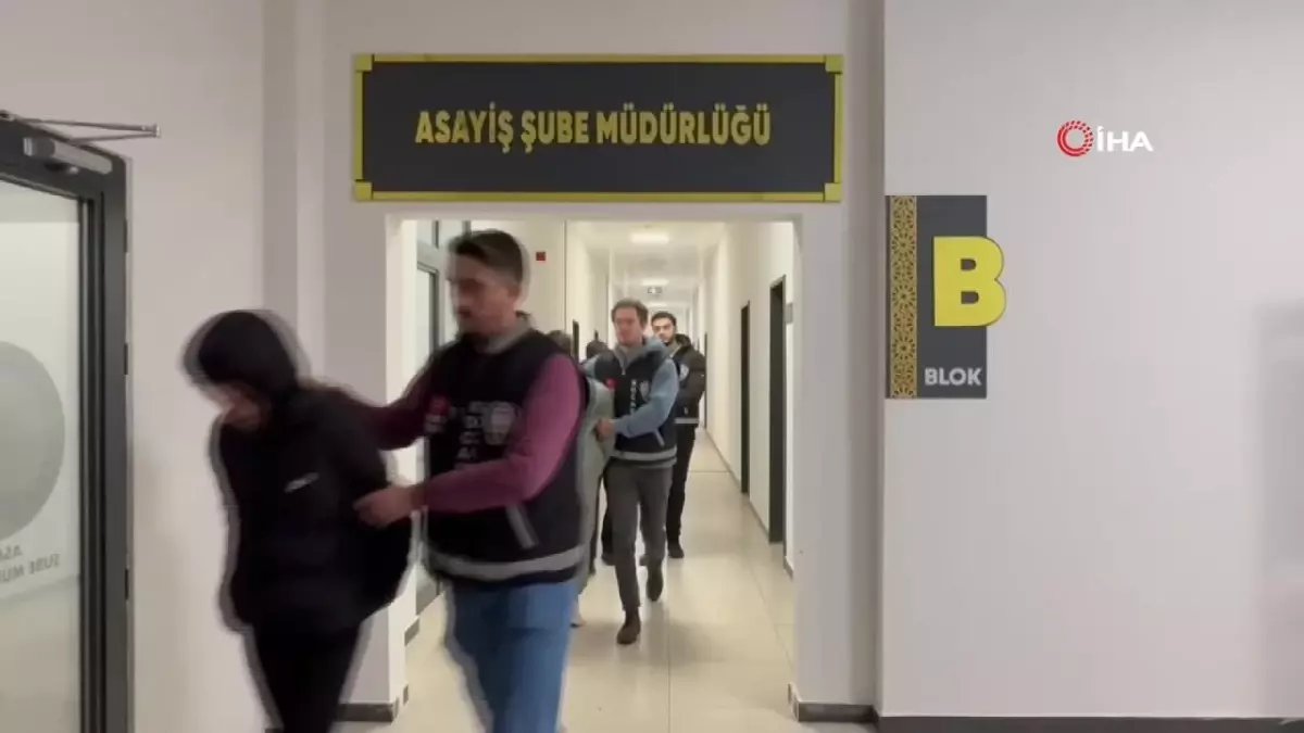 Kocaeli'de Gasp Suçundan 3 Kişi Tutuklandı