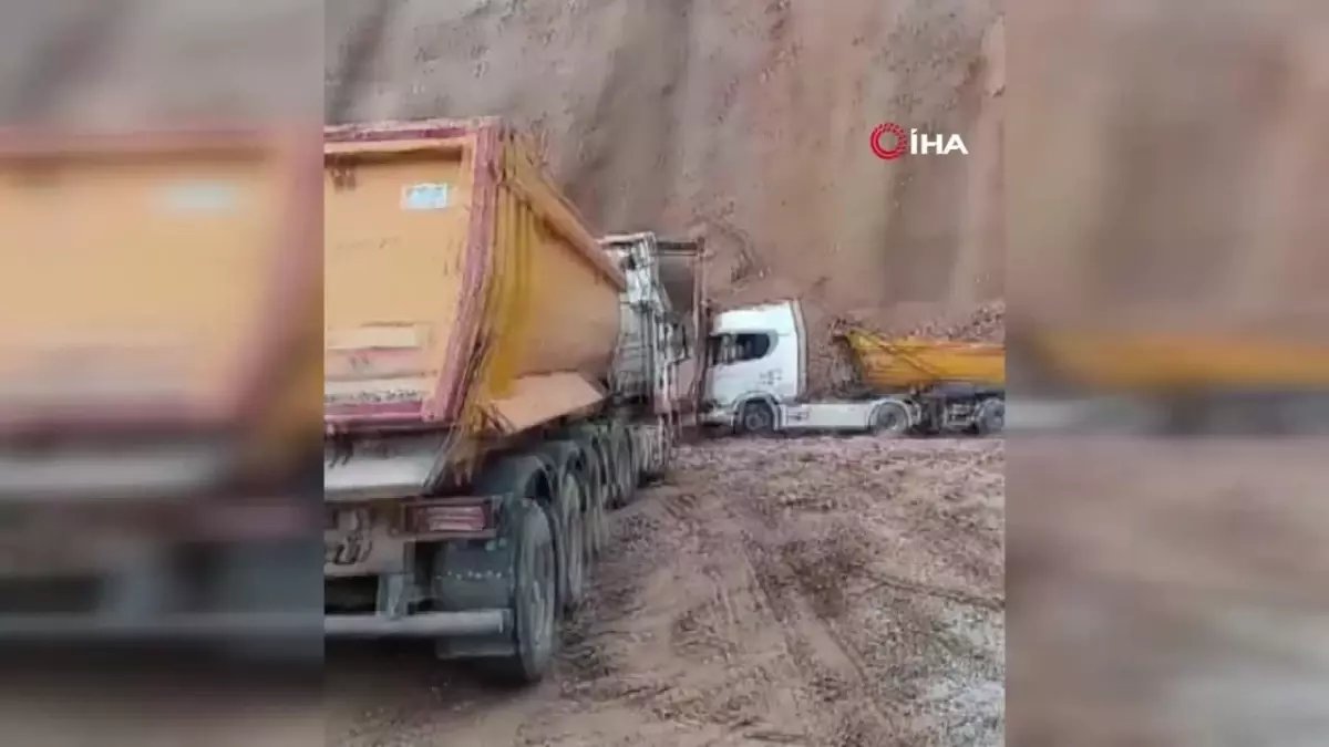 Kocaeli'de Hafriyat Döküm Alanında Toprak Kayması