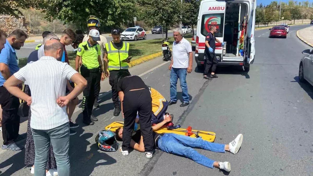 Kocaeli'de Motosiklet Kazasında İki Yaralı
