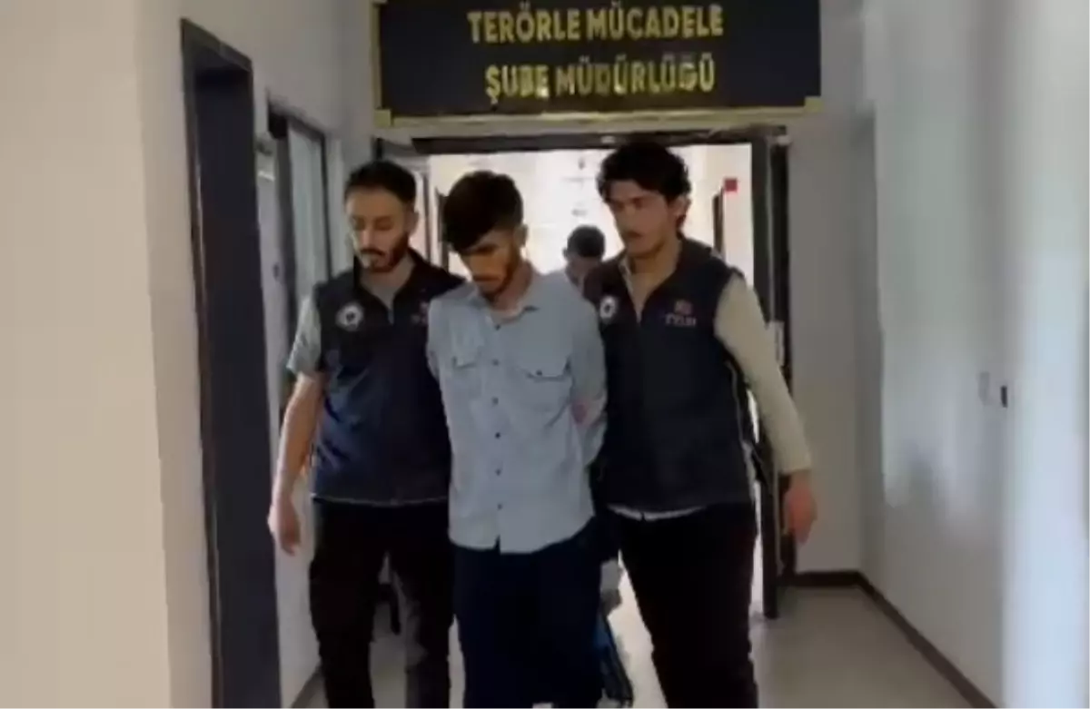 Kocaeli'de Otobüslerde Canlı Bomba Tehdidi Paniği