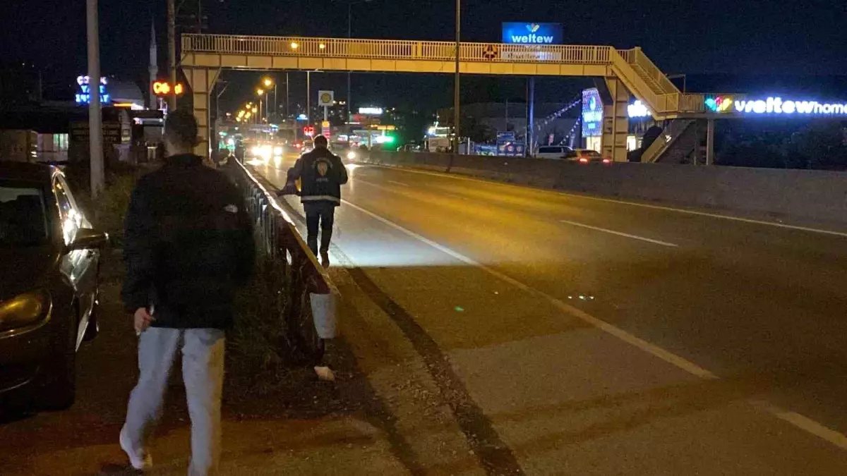 Kocaeli'de Yaya Geçidinin Olmadığı Yerden Geçmeye Çalışan Yaşlı Adam Ağır Yaralandı