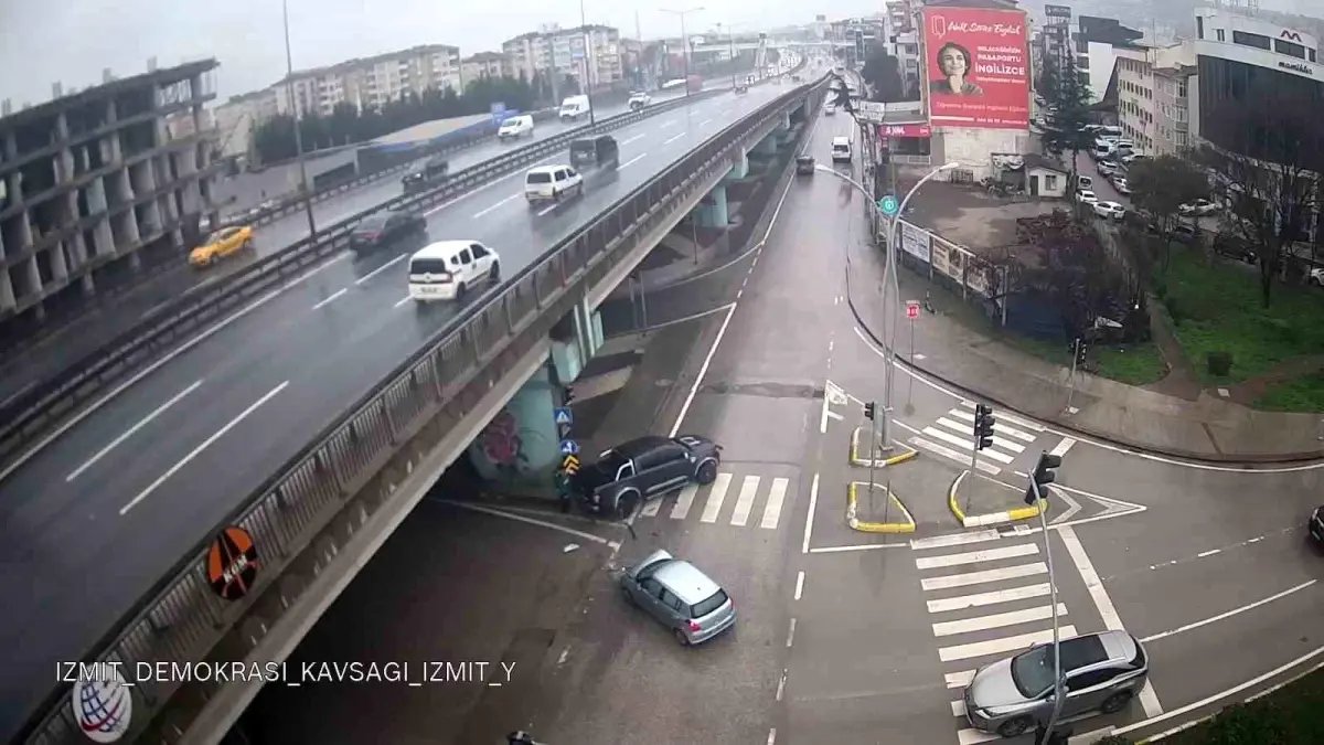Kocaeli'de Yaya Kazada Milimlik Kurtuldu