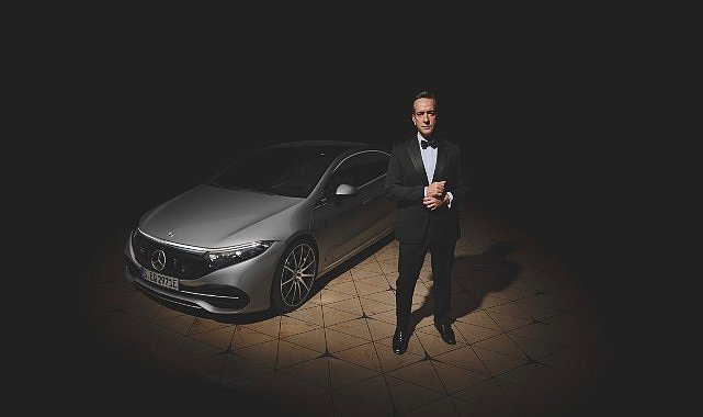 Matthew Macfadyen ve Roger Federer'in başrollerini paylaştığı "O Bir Mercedes-Benz." global reklam kampanyası Türkiye'de yayında