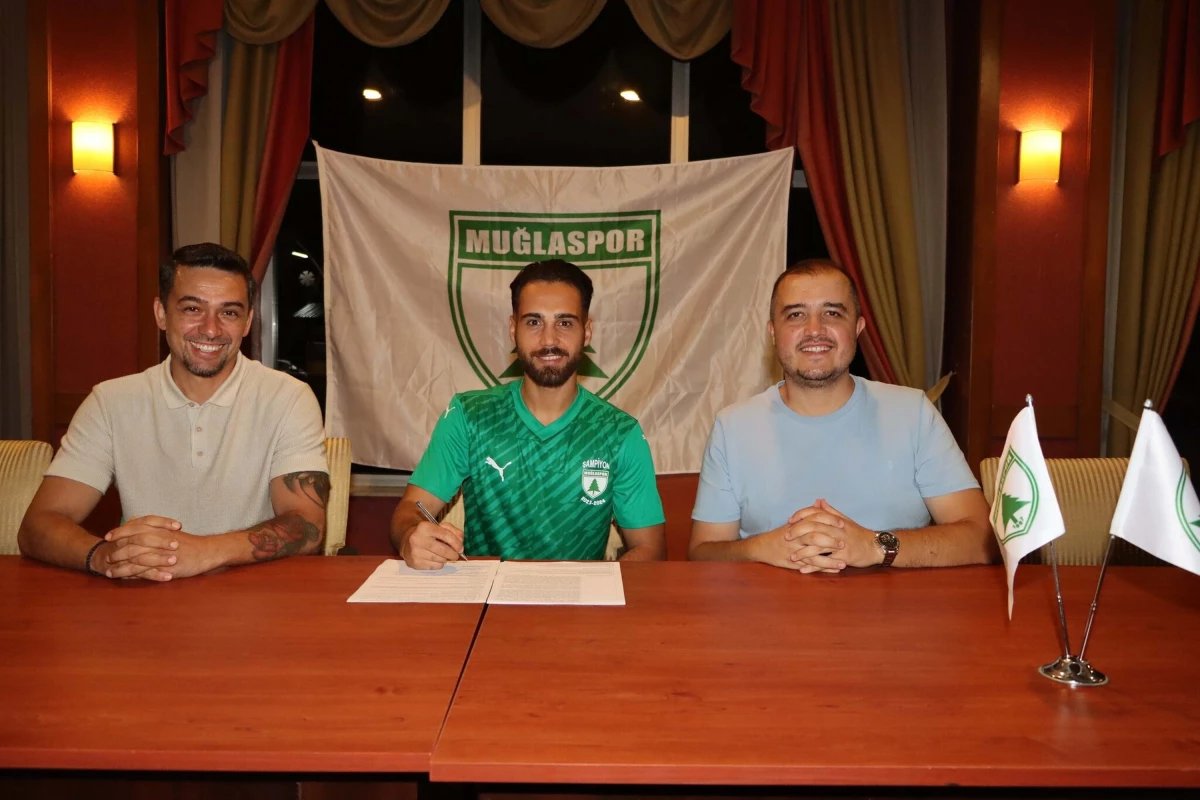 Muğlaspor, Sırat Yeşilördek'i transfer etti