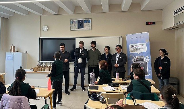 Robot El Derneği ve Creality İş Birliğinde "İyilik İçin Teknoloji ile El Ele" Etkinliği