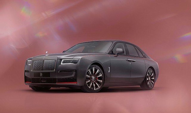 ''Rolls-Royce Ghost Prism'' Çağdaş Tasarımdan Esinlendi.