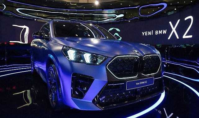 Yeni BMW X2 CI Bloom'da Sanatseverlerle Buluşuyor