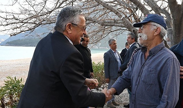  Kemer Belediye Başkanı Necati Topaloğlu, Çıralı’da vatandaşlarla halk toplantısında bir araya geldi