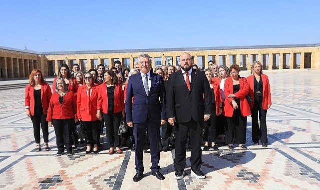  Günay Başkandan Tam Kadro Anıtkabir Çıkarması