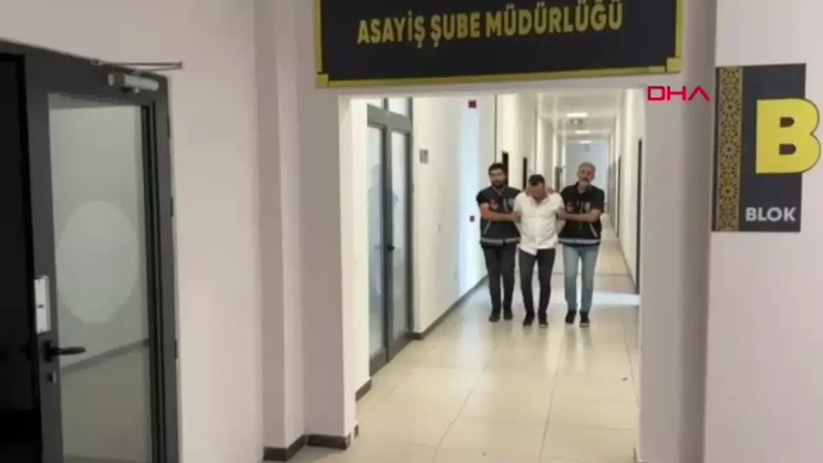  Kartepe’de Özel Halk Otobüsünde Tartışma: Yolcu Pompalı Tüfekle Vurularak Öldürüldü