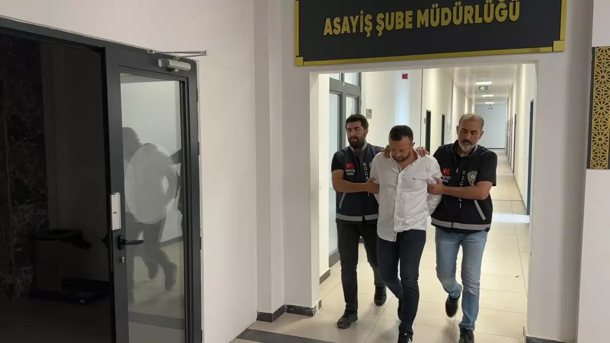  Özel halk otobüsünde çıkan tartışma sonucu yolcu öldürüldü