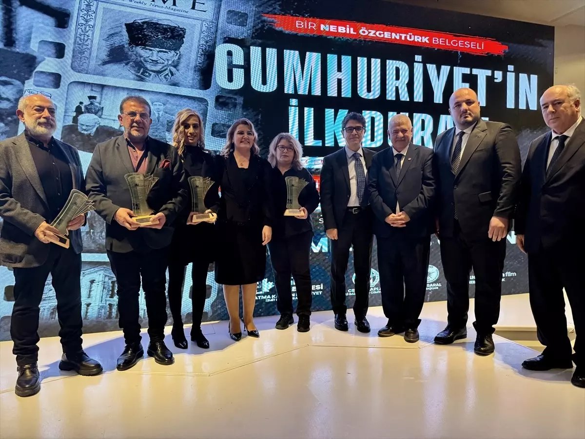  Cumhuriyet’in İlk Durağı: İzmit Belgeselinin Galası Düzenlendi